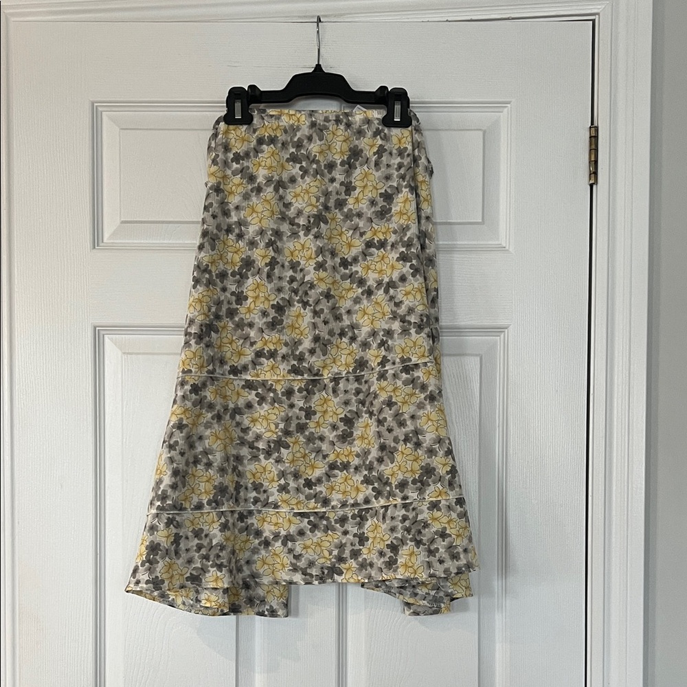 Alfred Dunner Yellow and Gray Floral High-Low Skirt